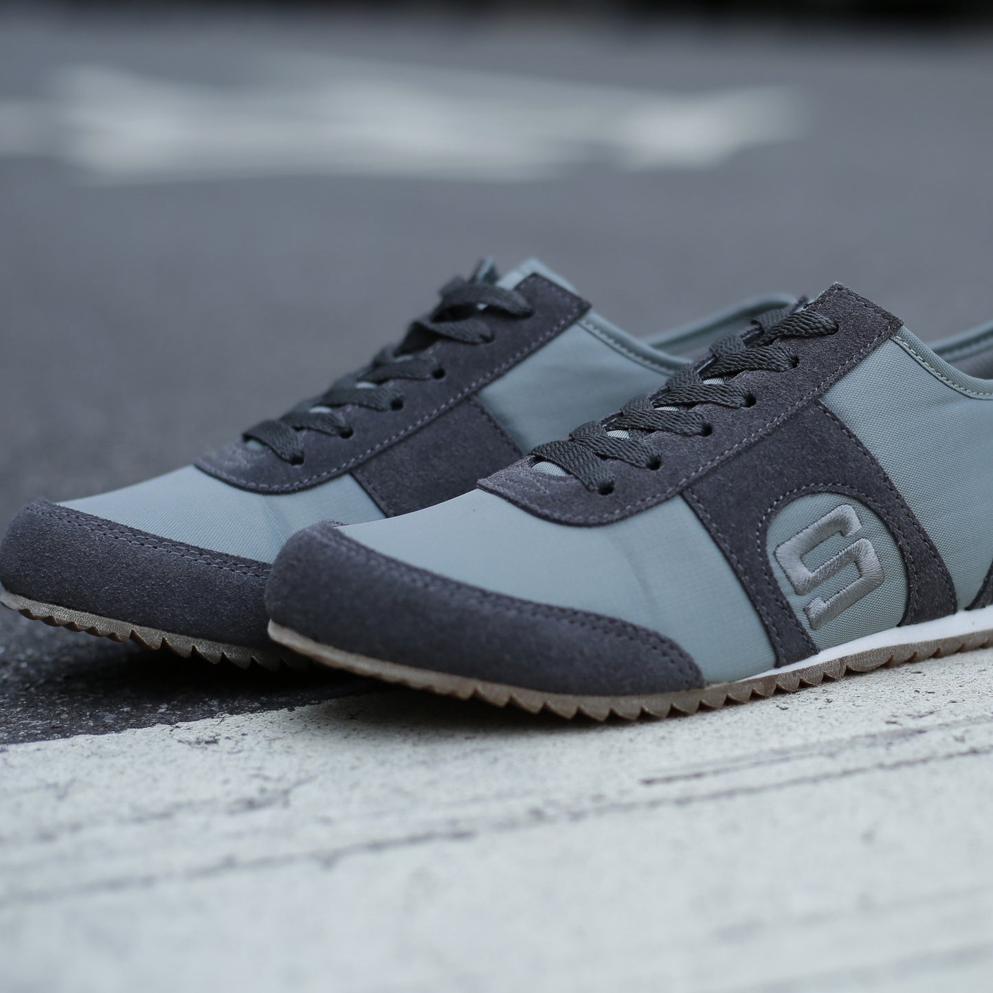 FREE green canvas shoes