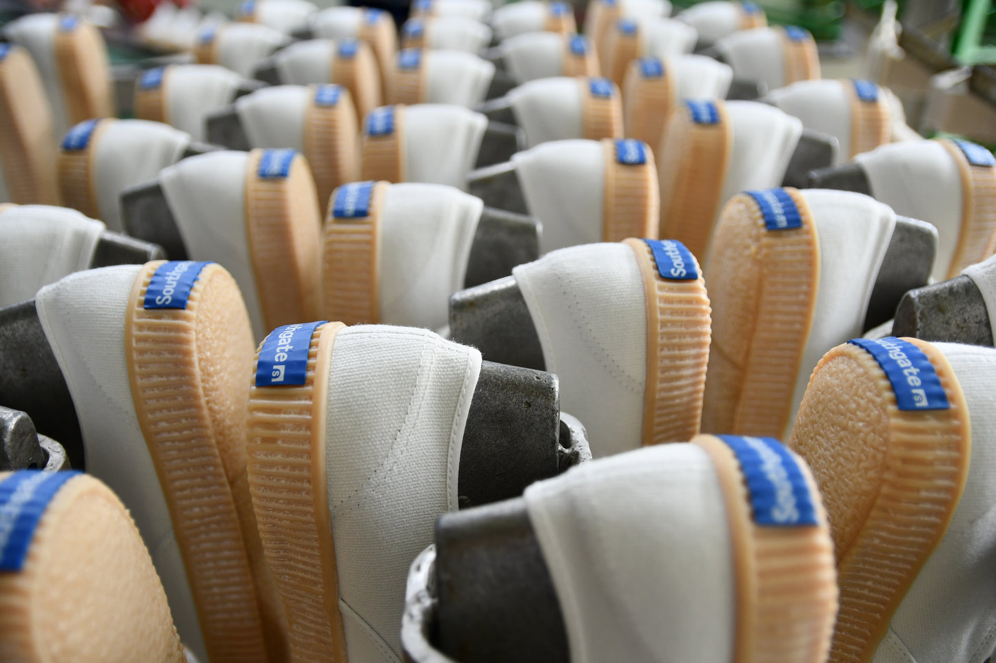 For additional shipping fees only (please select the NT$80 post office option).