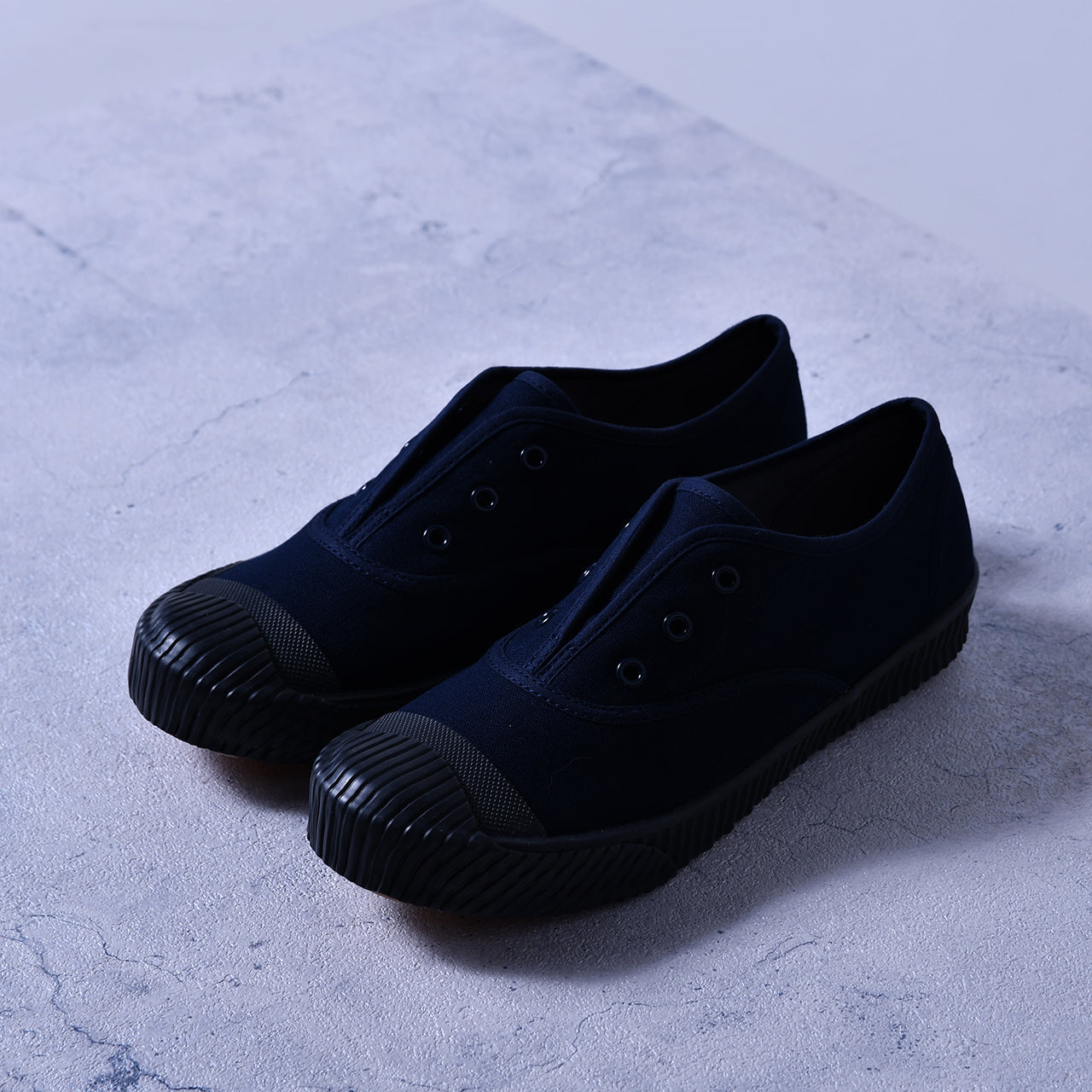 FREE green canvas shoes