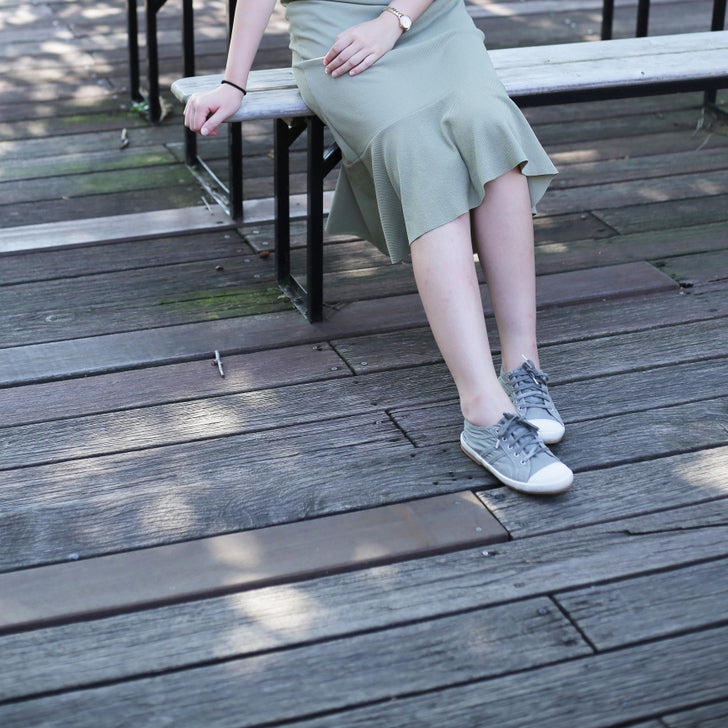 FREE green canvas shoes