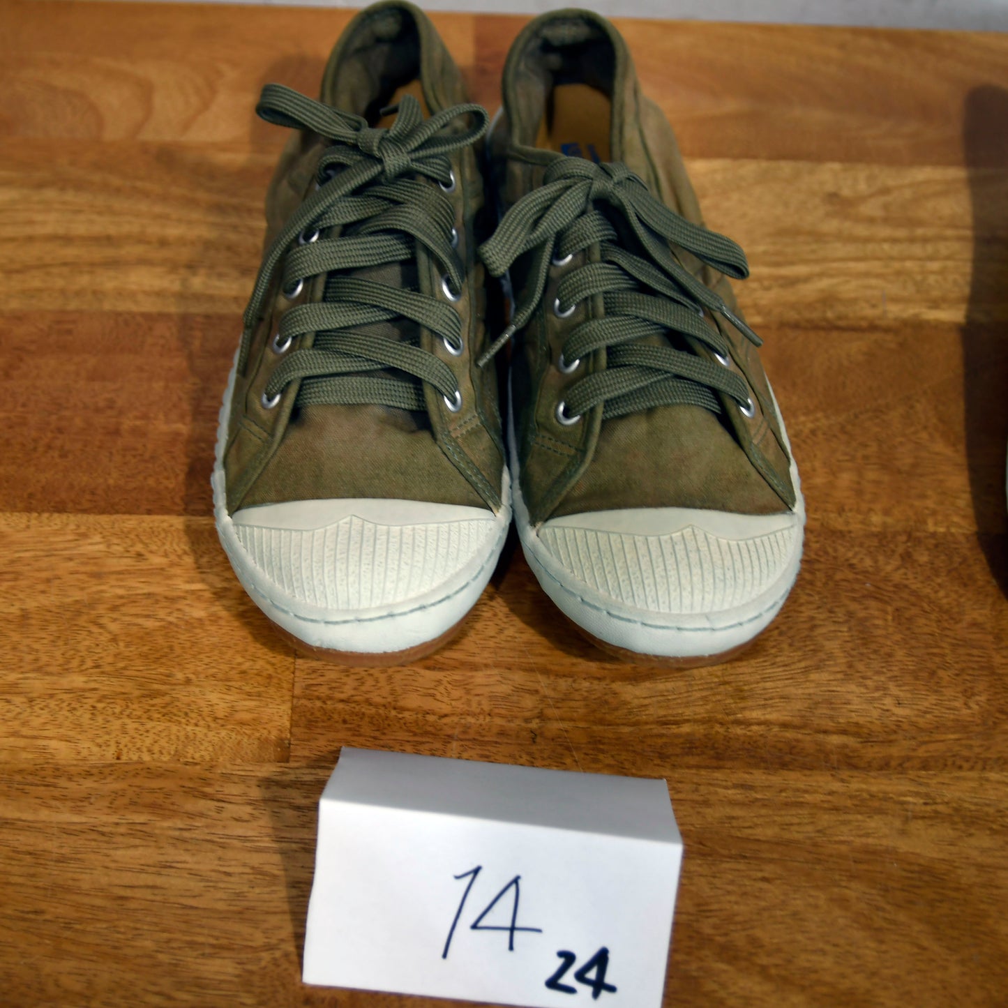 FREE green canvas shoes