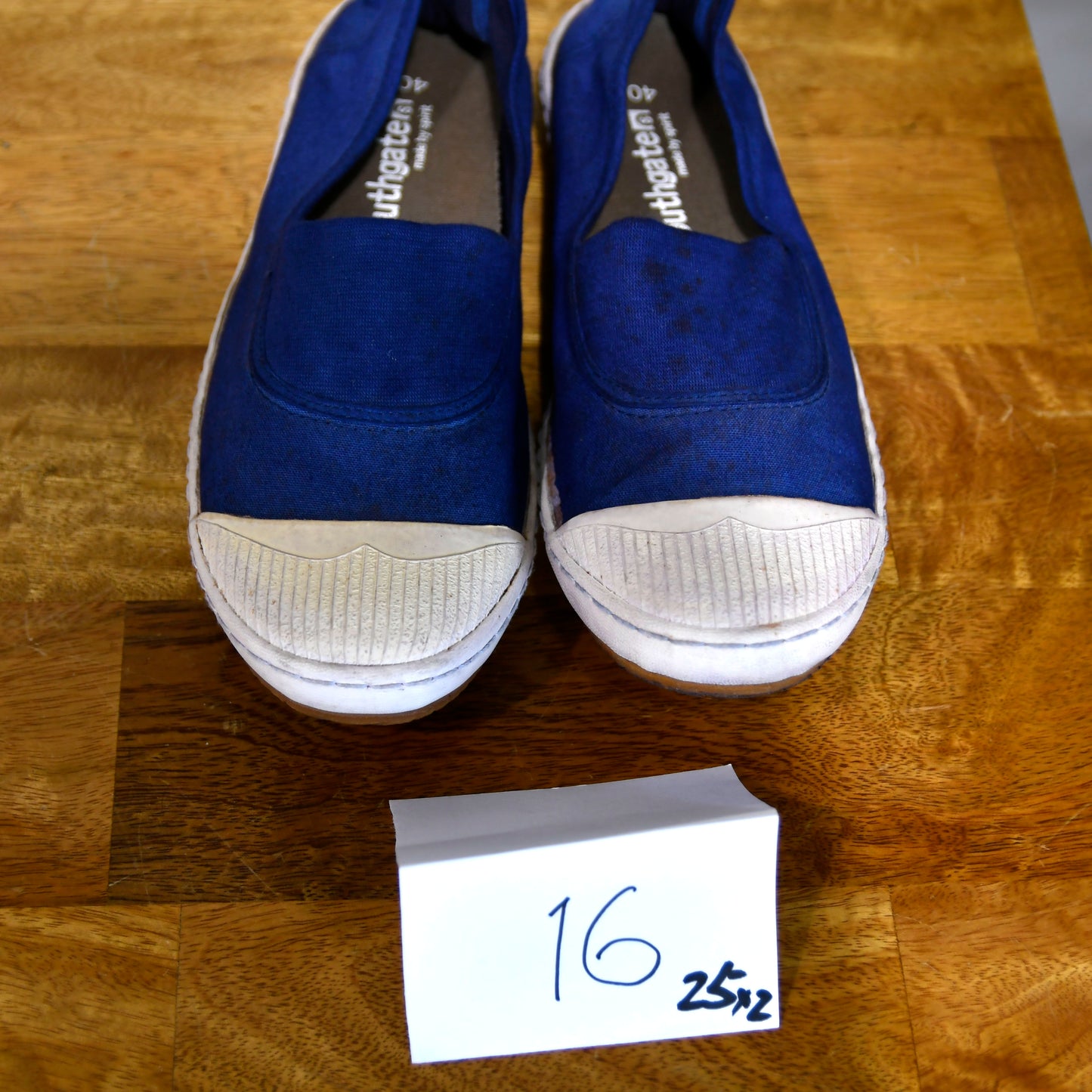 FREE green canvas shoes