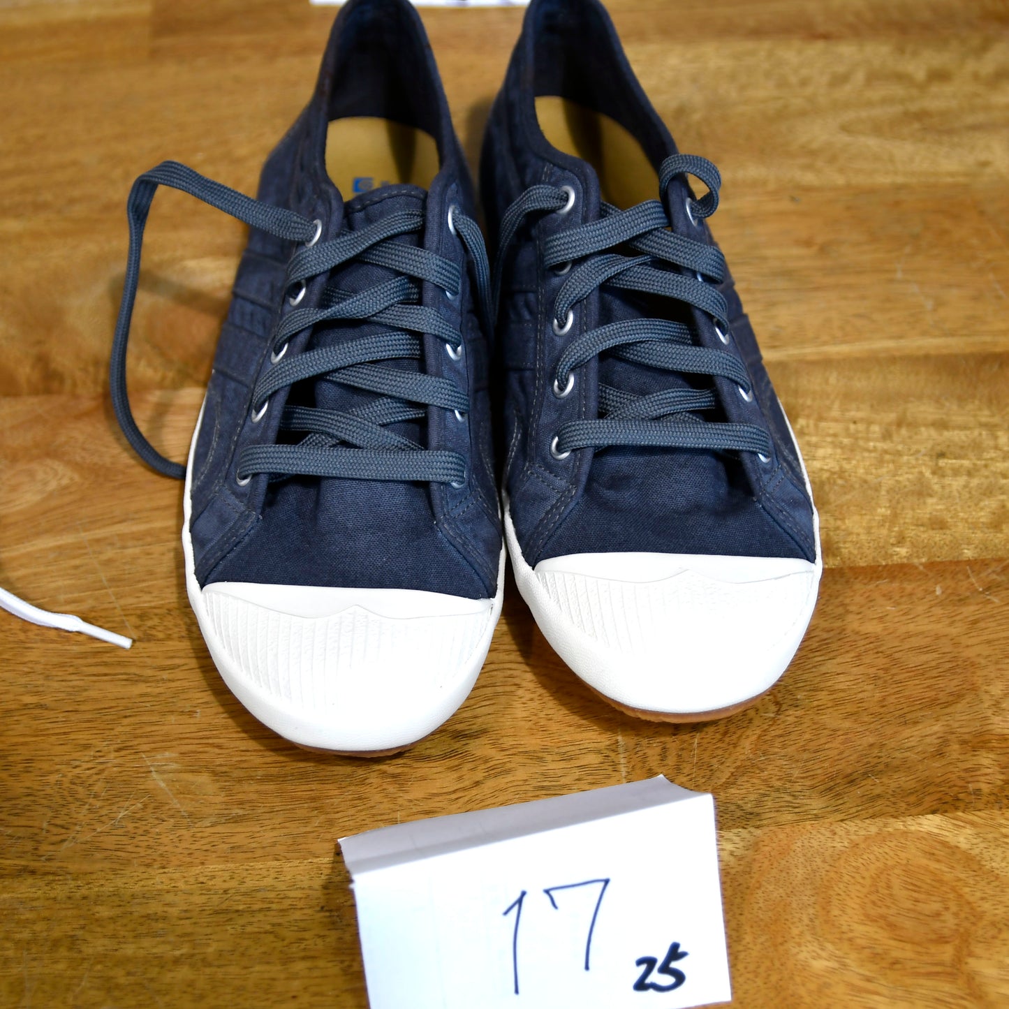 FREE green canvas shoes