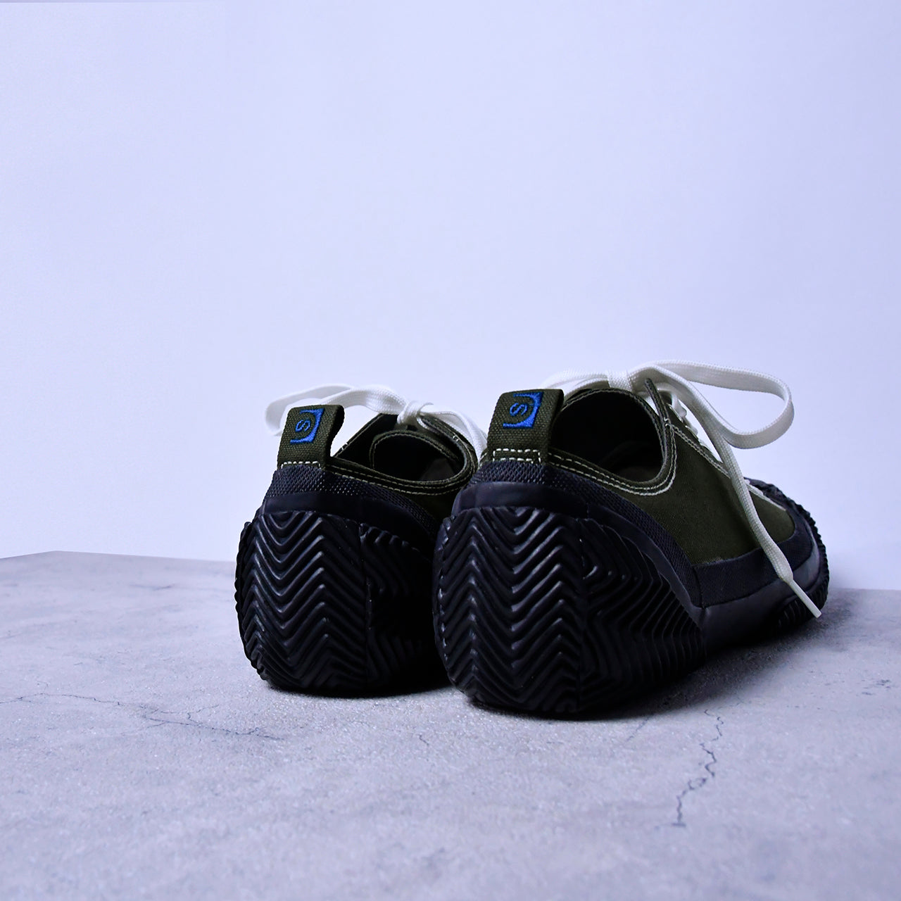 FREE green canvas shoes