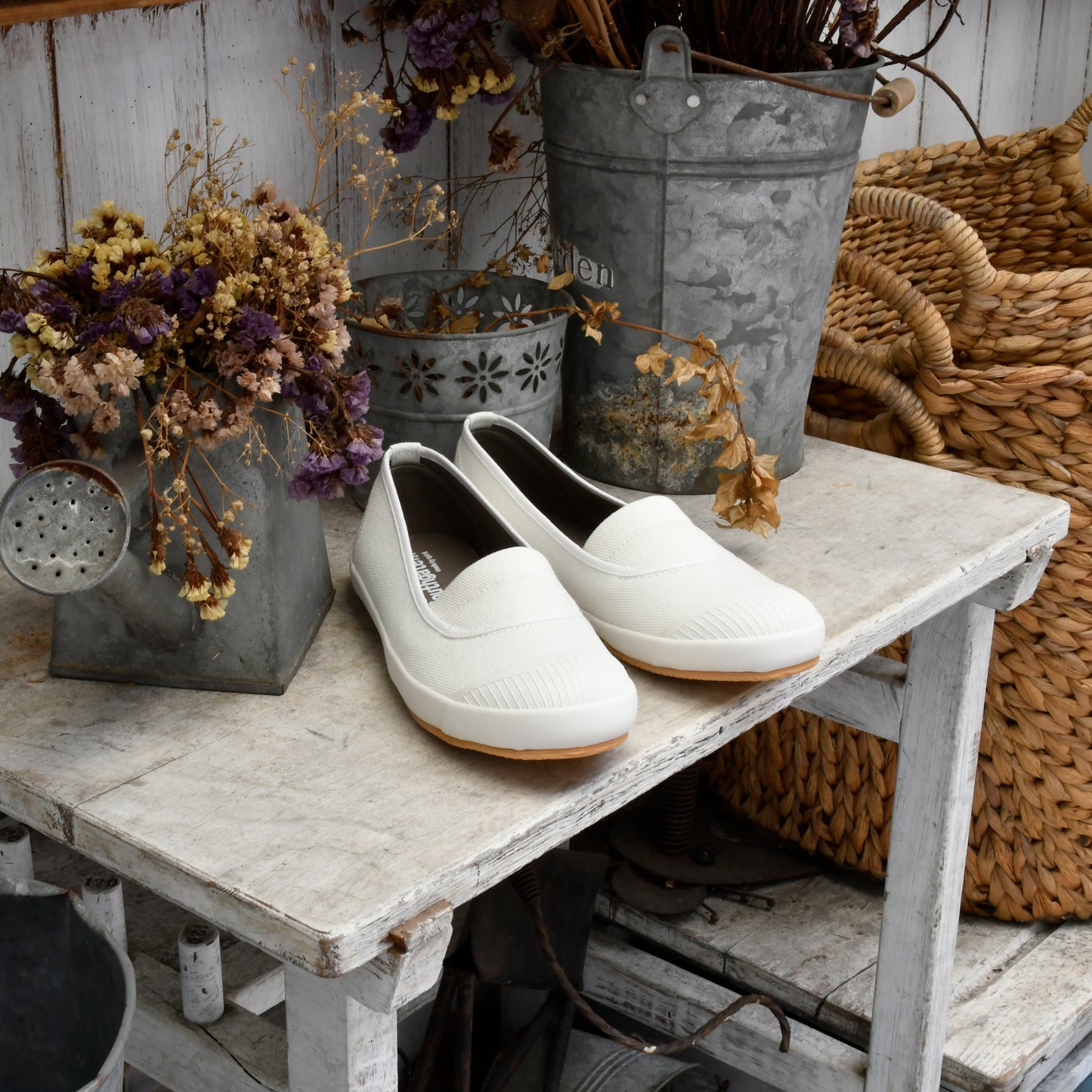 ann棉白/休閒鞋/出遊/方便穿脫/懶人鞋/帆布鞋