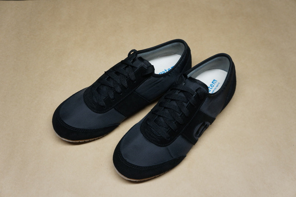 FREE green canvas shoes