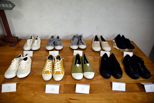 FREE green canvas shoes